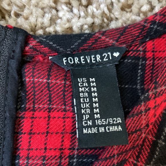 Red and Green Plaid Top - Picture 4 of 4